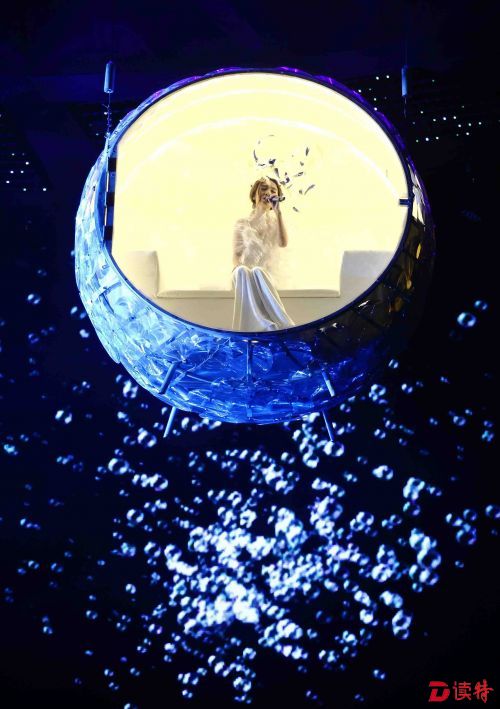 为歌迷发声Hebe炮轰公司 告解曾很牡羊座_读