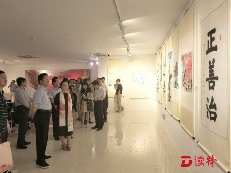 点赞！这个艺术展用书画忆峥嵘岁月，以笔墨抒爱国情怀