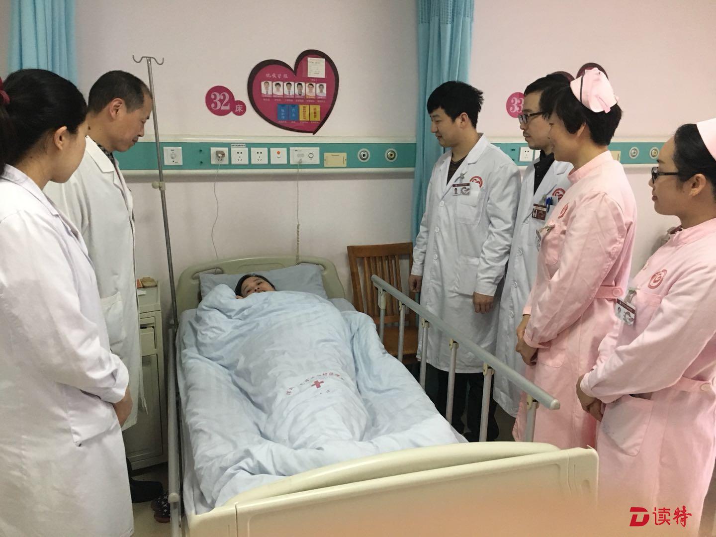 治病还治心！医生为癌症患者牵线，离婚10年的夫妻破镜重圆