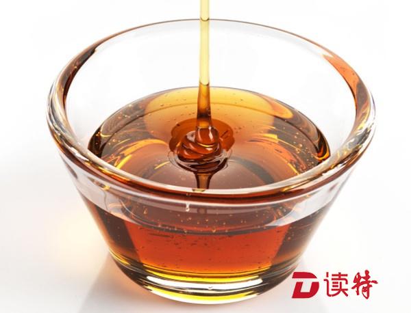 来深圳时装秀街拍时，要避开的热量炸弹！