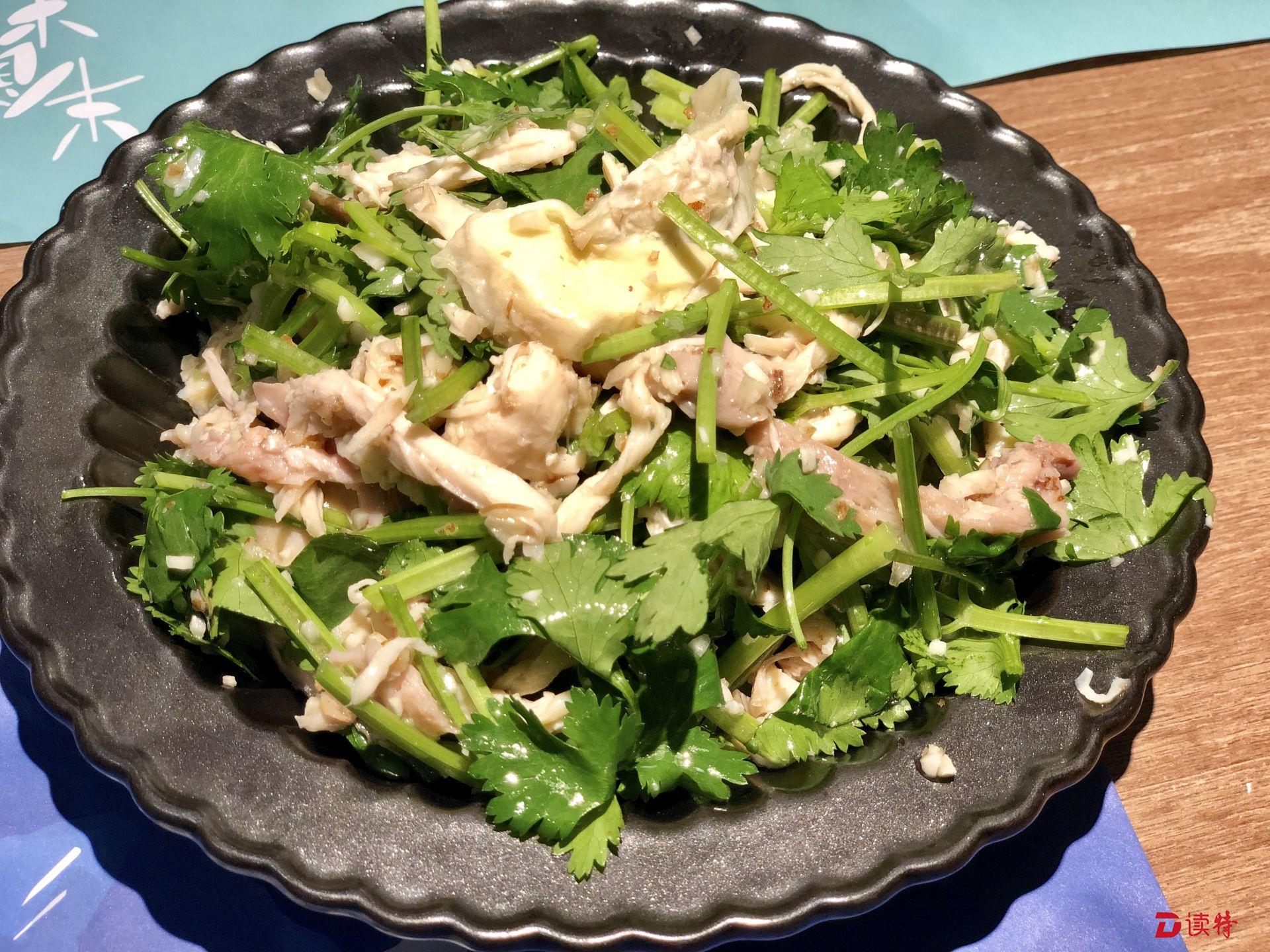 人生短短几个秋 半醉半饱才逍遥